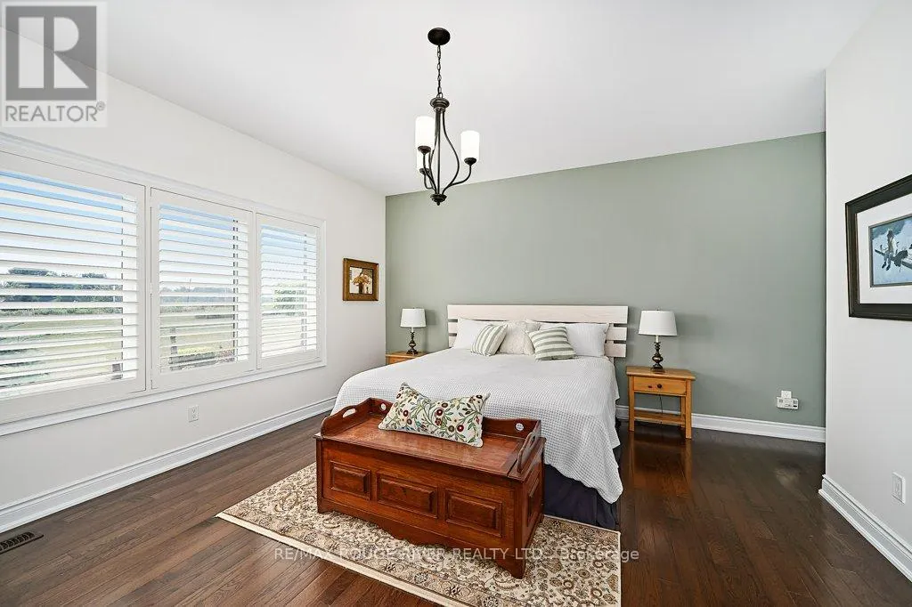 122 SOUTHCREST DRIVE