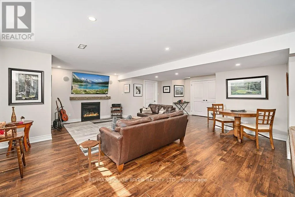 122 SOUTHCREST DRIVE