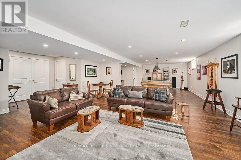 122 SOUTHCREST DRIVE