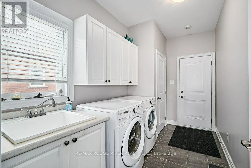 122 SOUTHCREST DRIVE