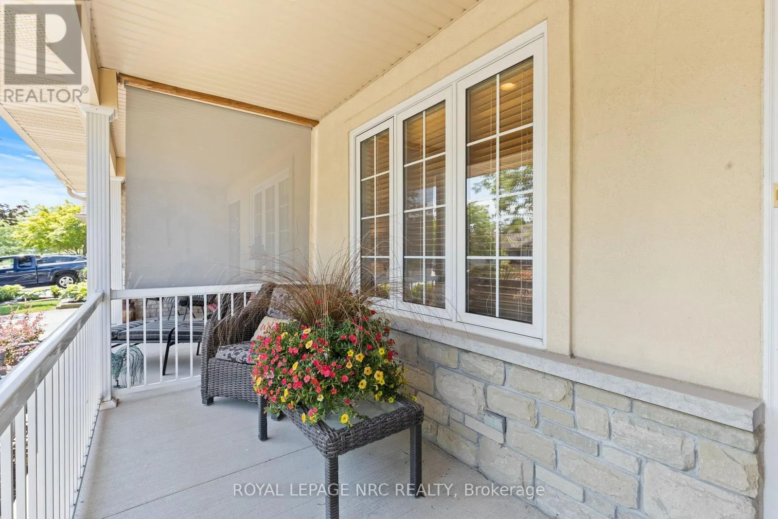 14 HOPE AVENUE W