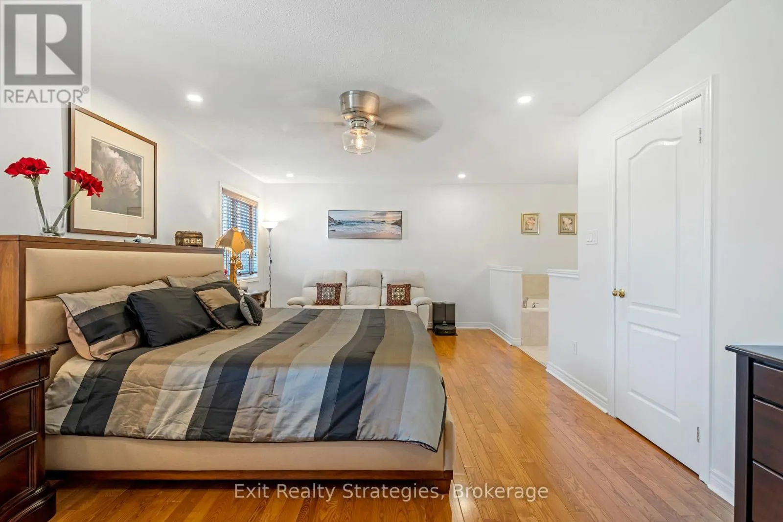 100 SPRINGSTEAD AVENUE
