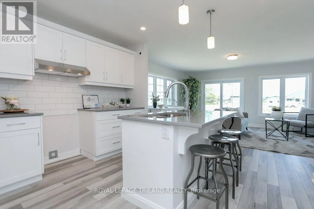 1 HARROW LANE
