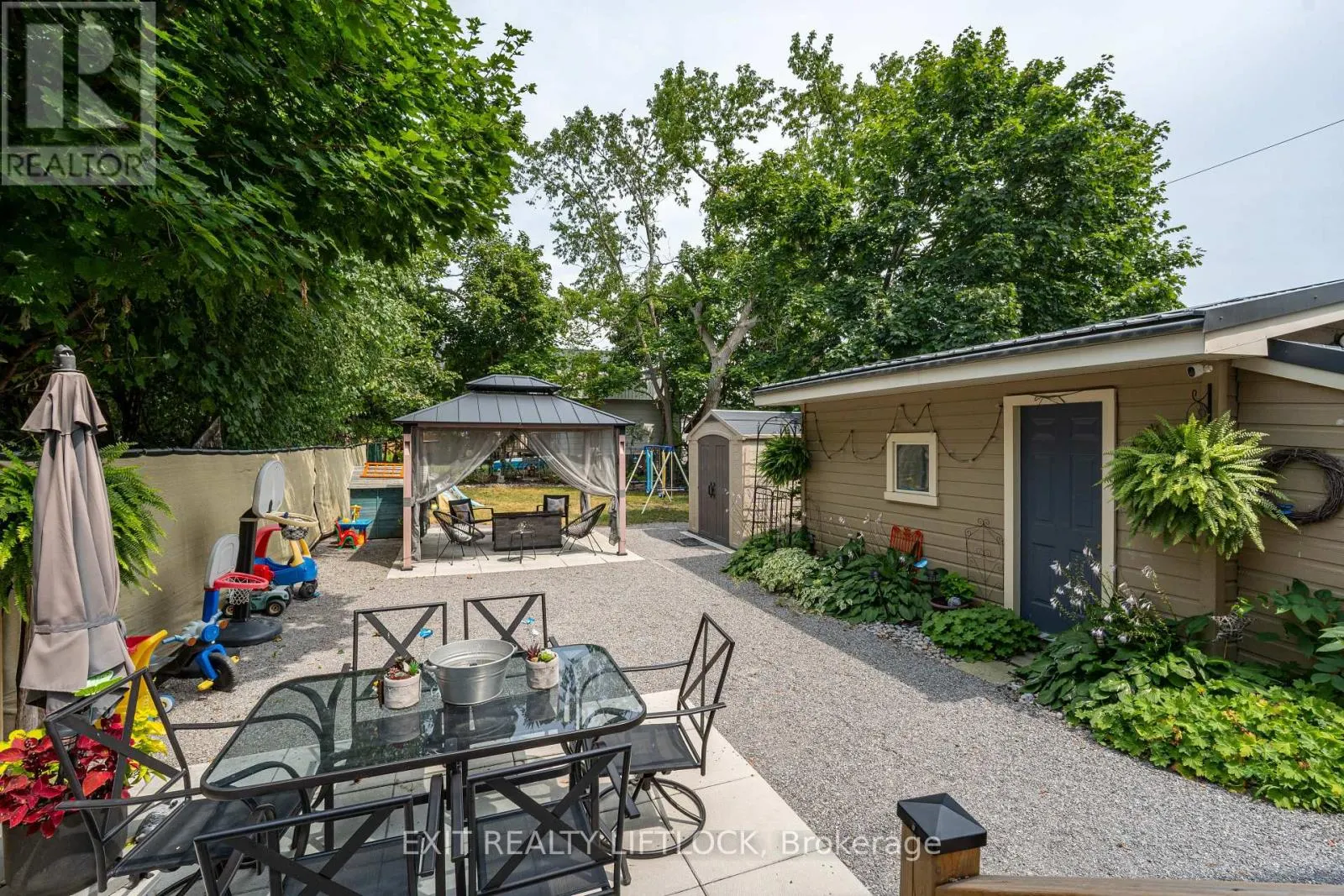 468 CAMBRIDGE STREET