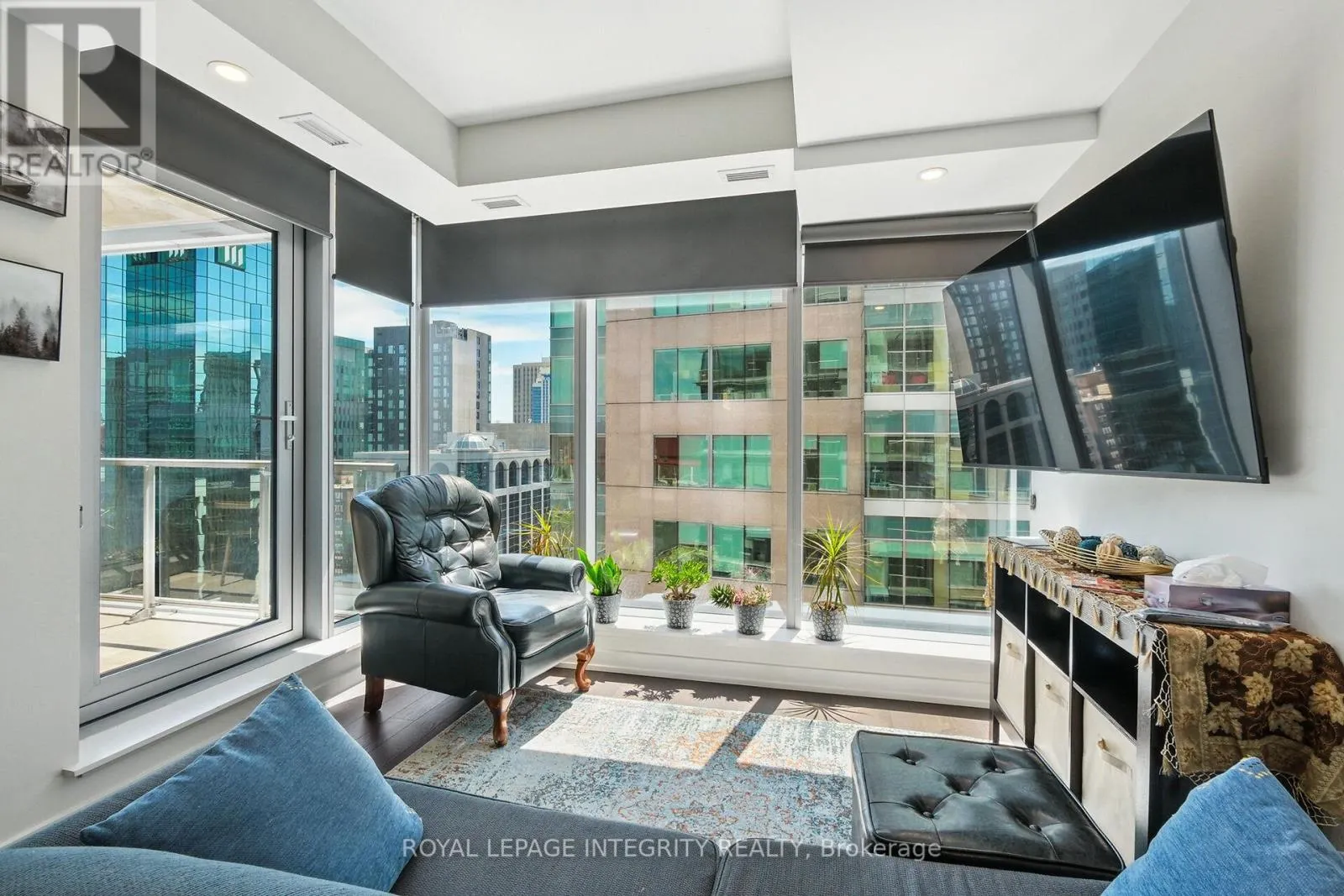 1409 - 101 QUEEN STREET