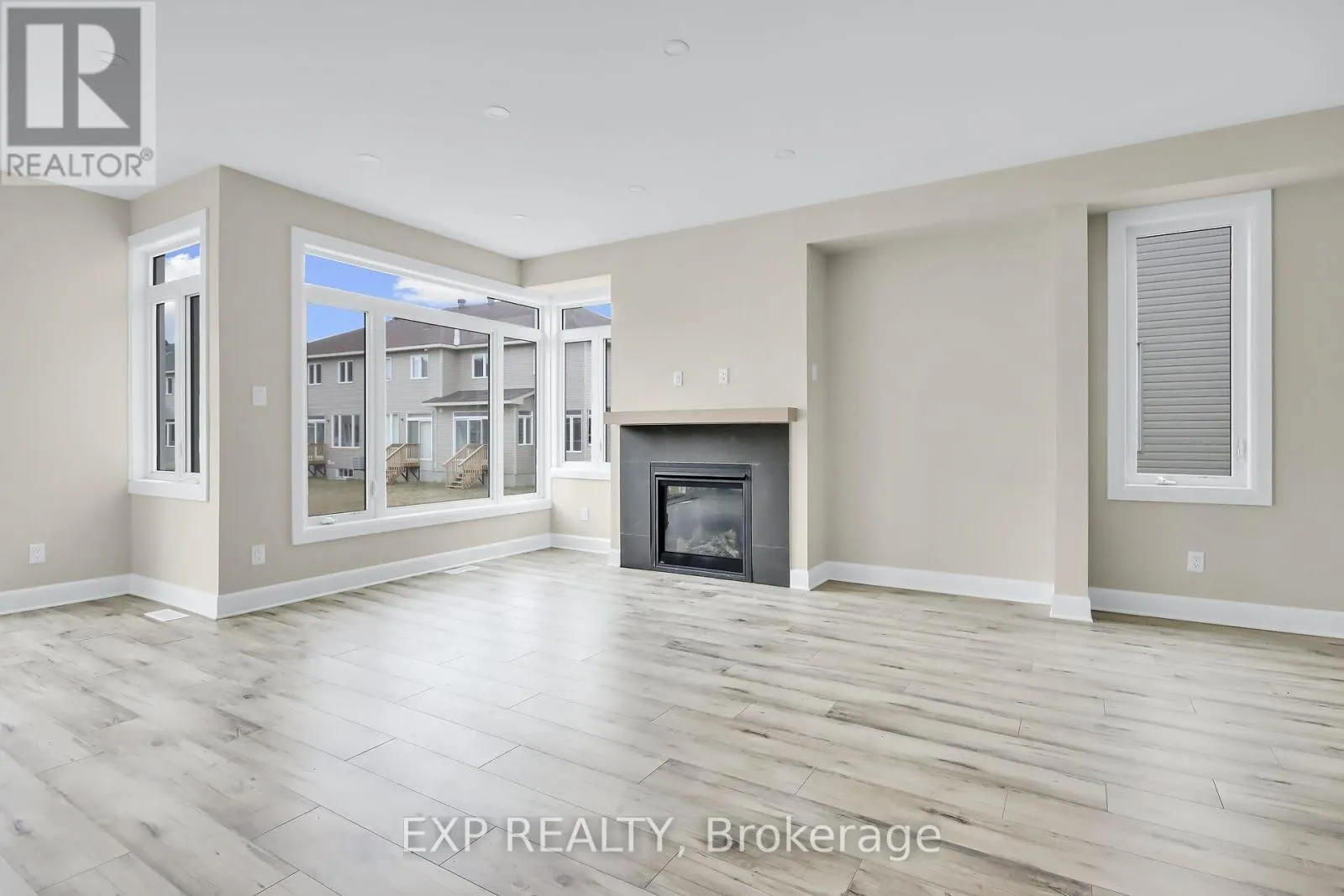 163 HOOPER STREET