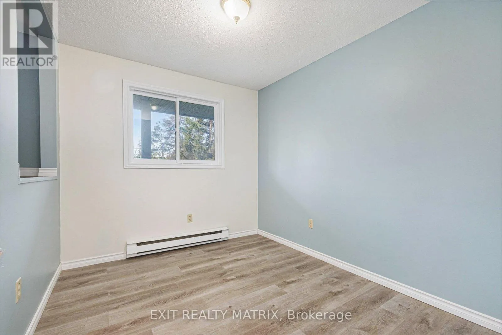 3333 WHITE SPRUCE STREET
