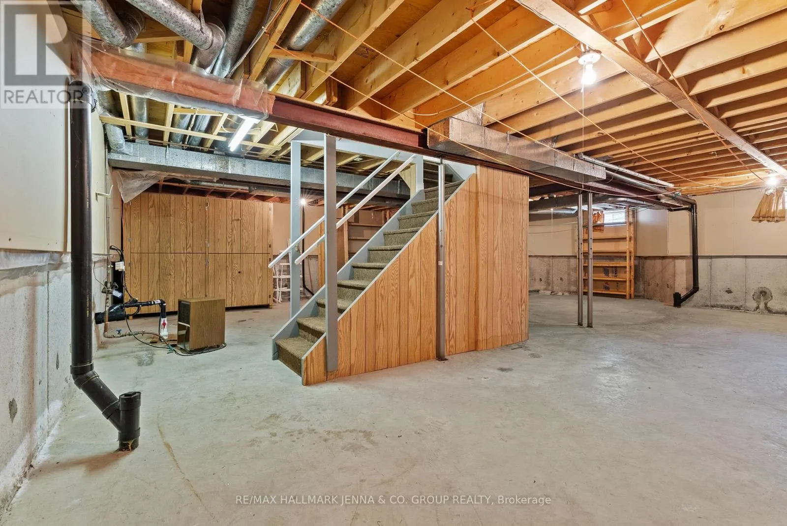 28 PINE BLUFF TRAIL