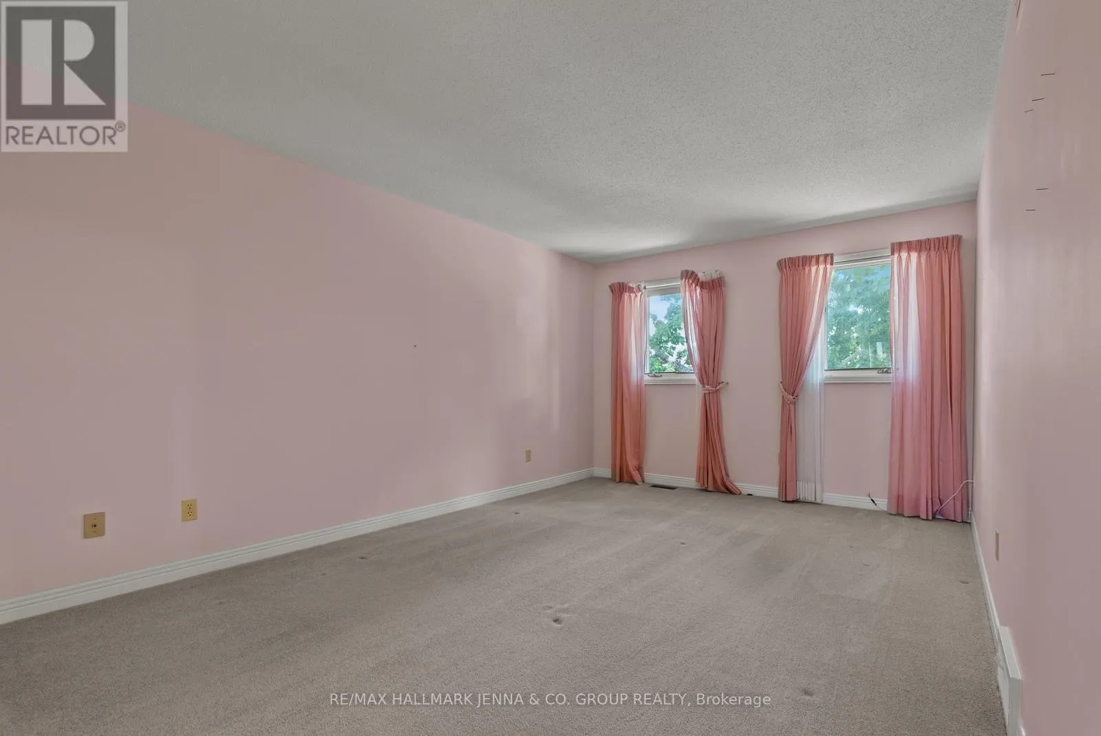 28 PINE BLUFF TRAIL