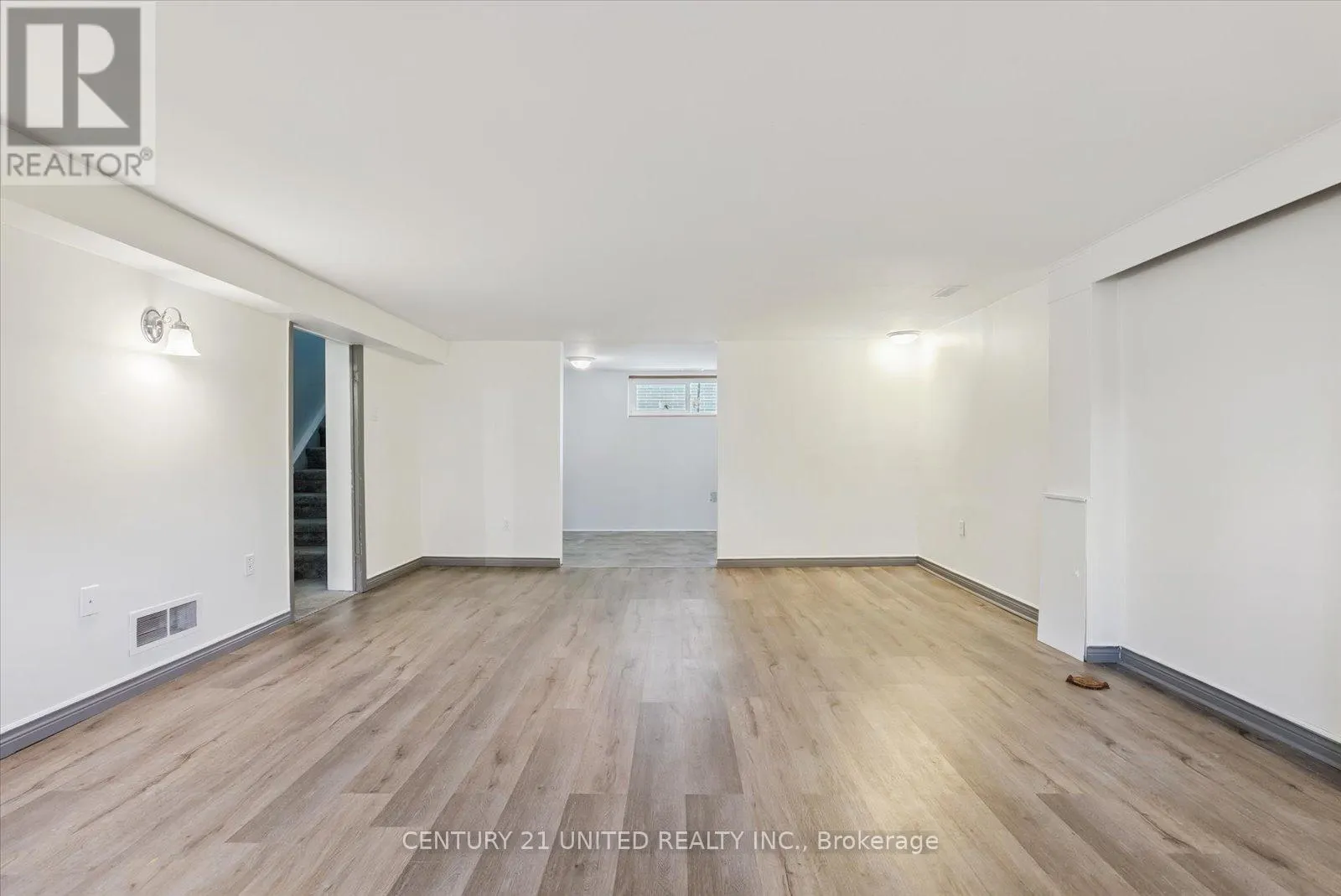 521 RAYMOND STREET