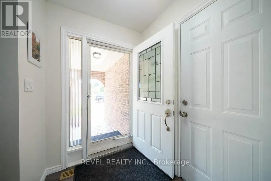 432 MANITOBA ROAD
