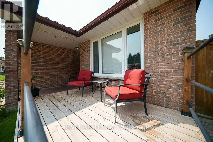432 MANITOBA ROAD