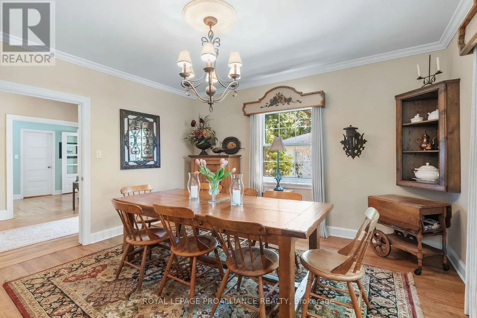 27 COCHRANE DRIVE