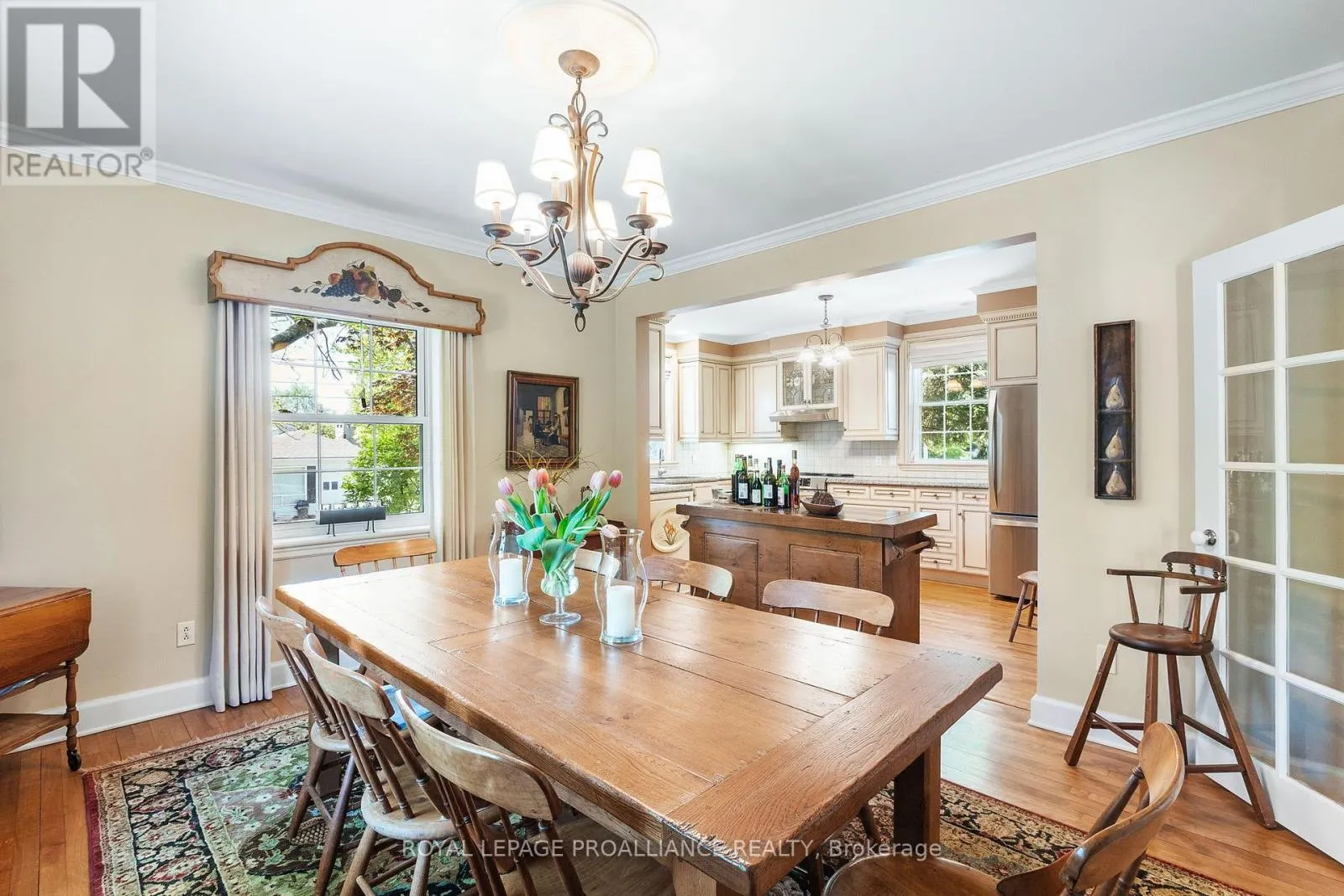 27 COCHRANE DRIVE