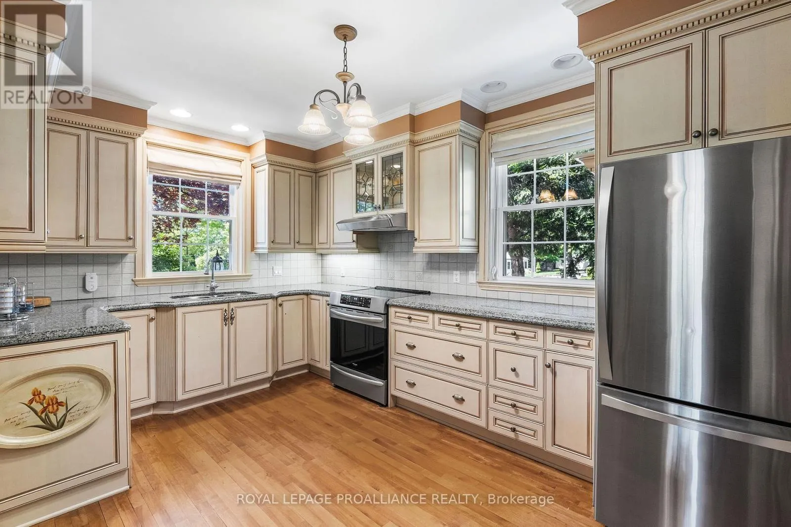 27 COCHRANE DRIVE
