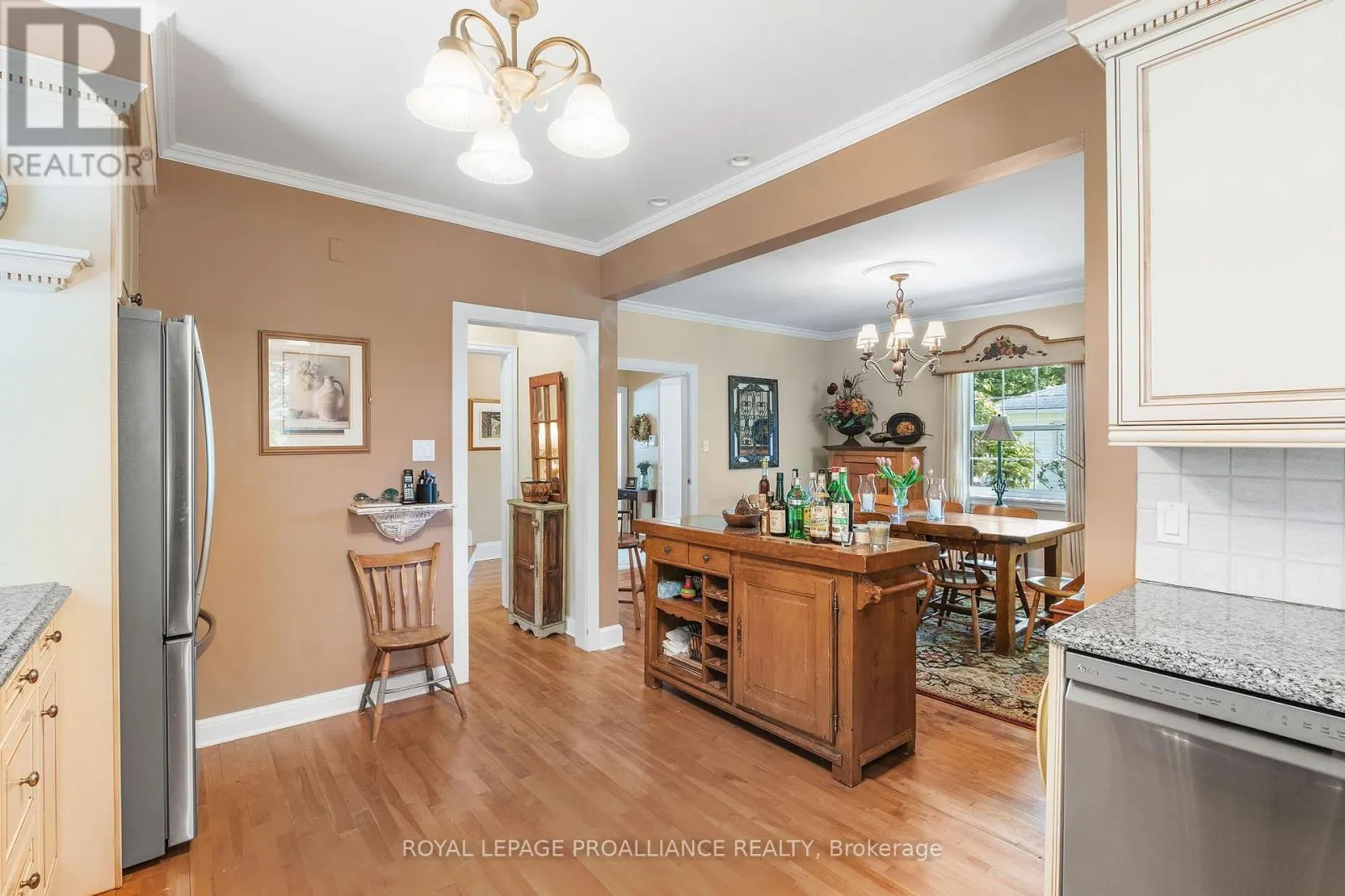 27 COCHRANE DRIVE