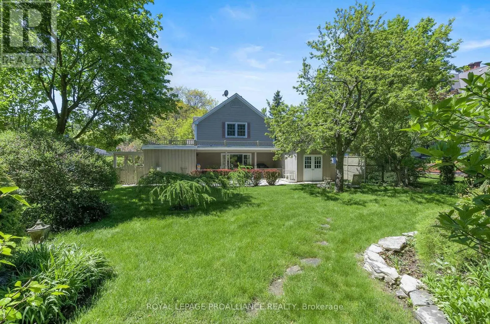 27 COCHRANE DRIVE