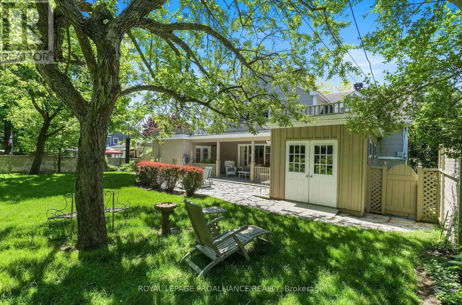 27 COCHRANE DRIVE