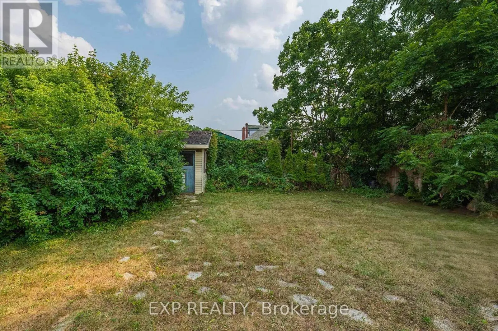 577 BOLIVAR STREET