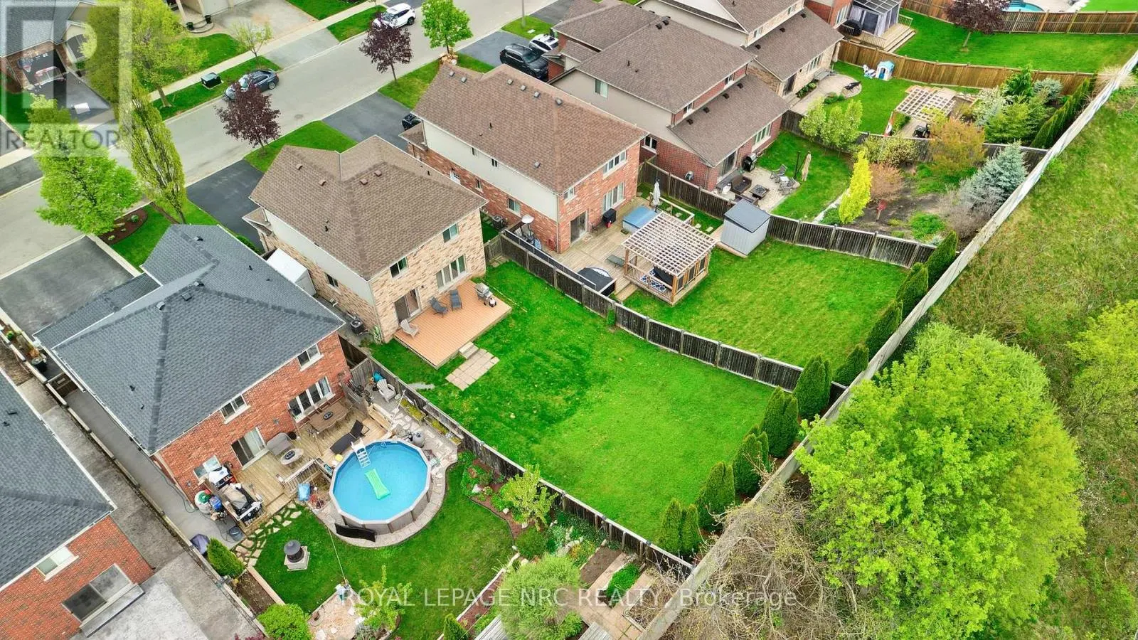 33 PLUM TREE LANE