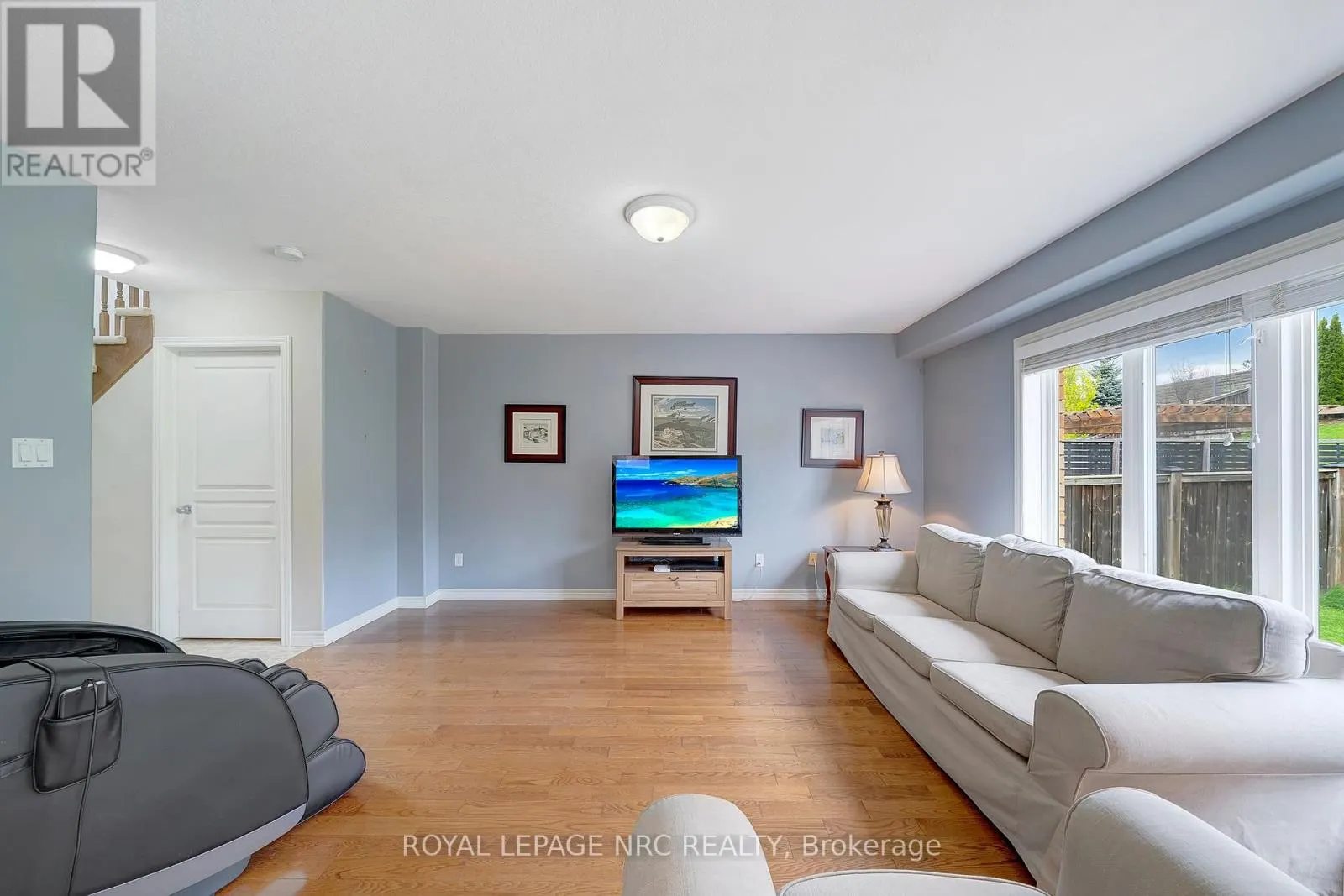 33 PLUM TREE LANE