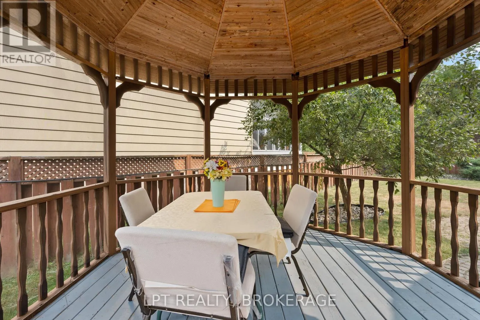 788 MEADOWOOD ROAD