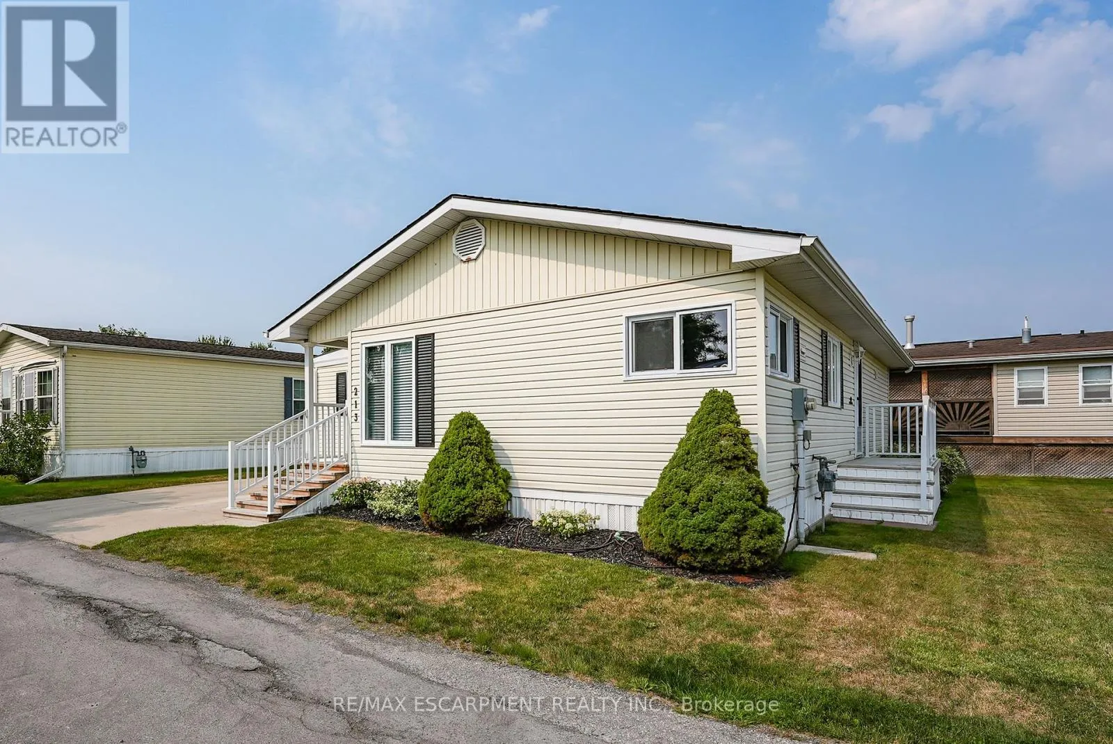 213 - 3033 TOWNLINE ROAD