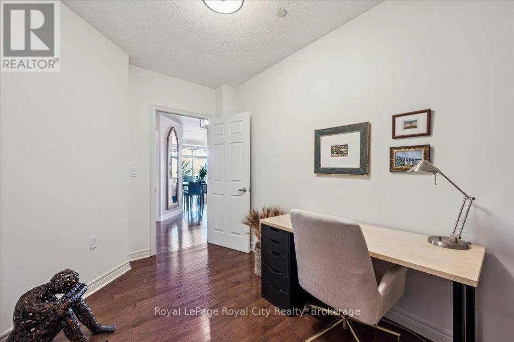 212 - 71 BAYBERRY DRIVE, #212