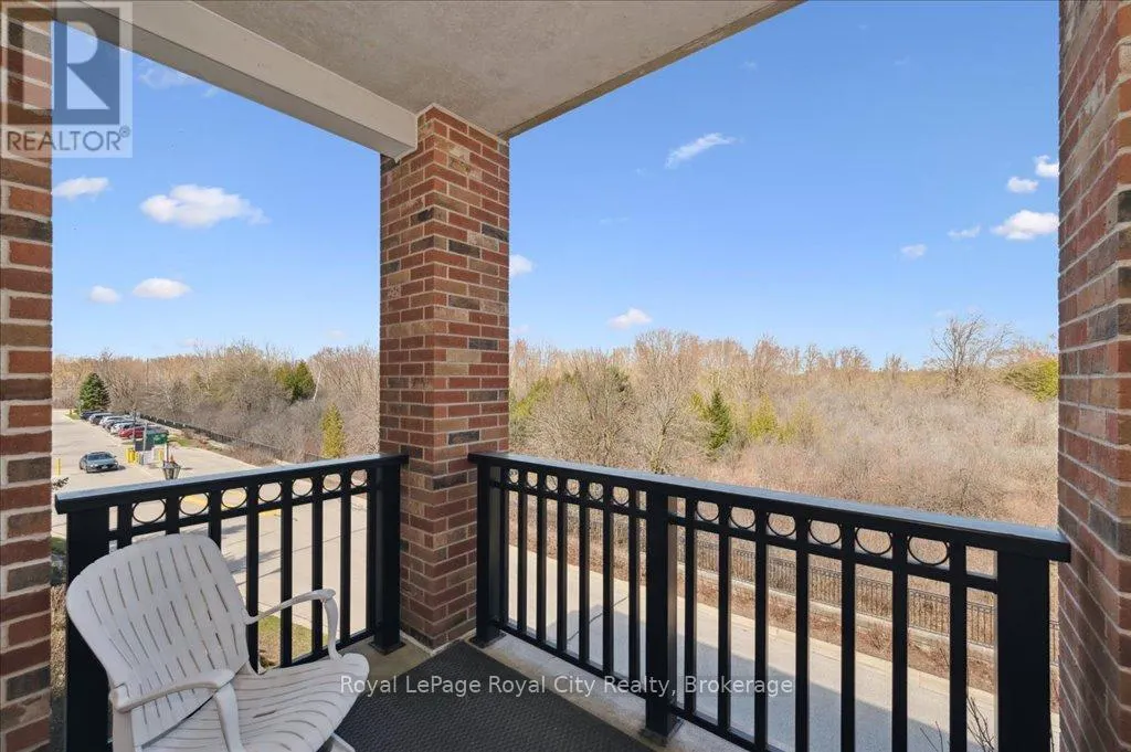 212 - 71 BAYBERRY DRIVE, #212