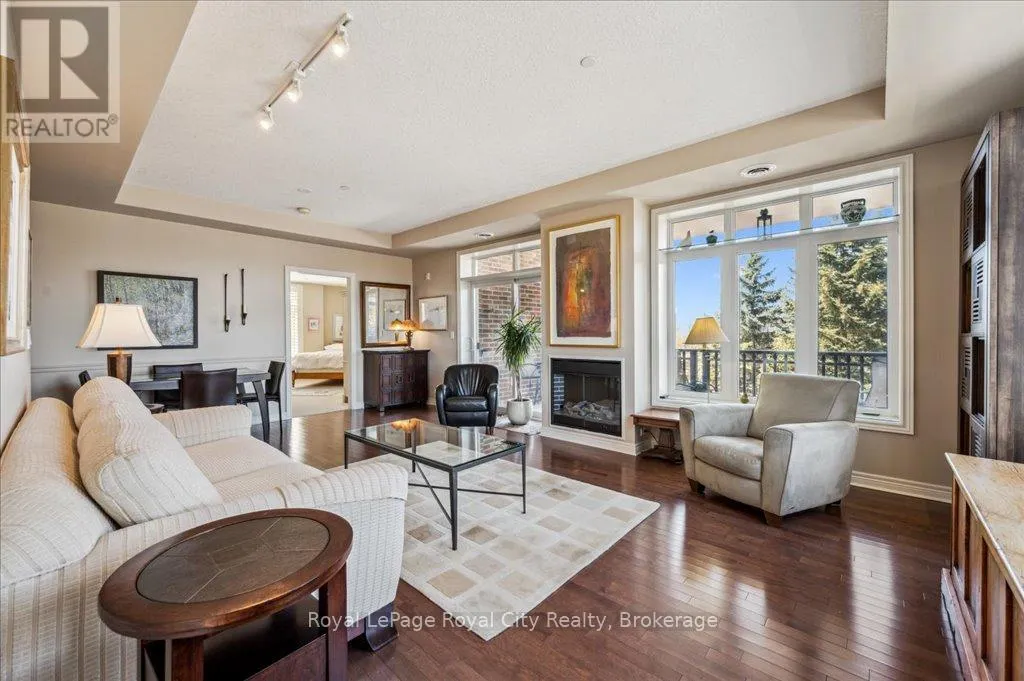 212 - 71 BAYBERRY DRIVE, #212