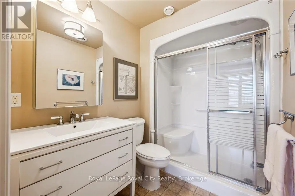 212 - 71 BAYBERRY DRIVE, #212