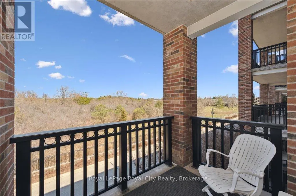 212 - 71 BAYBERRY DRIVE, #212