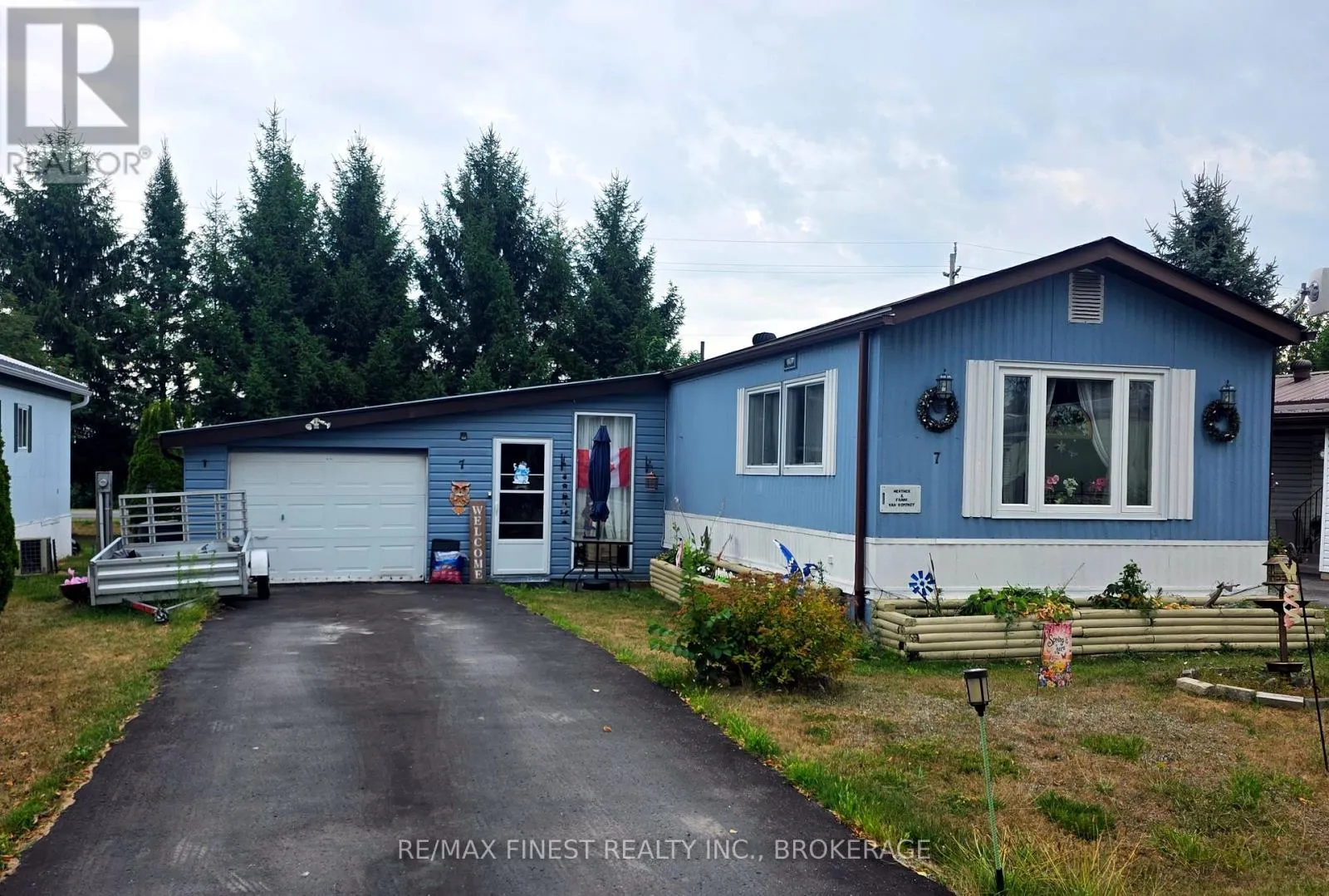 7 CEDAR STREET