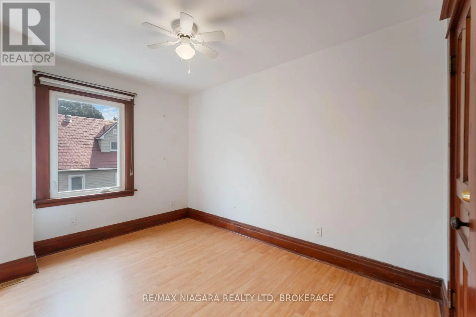 8 RUSSELL AVENUE