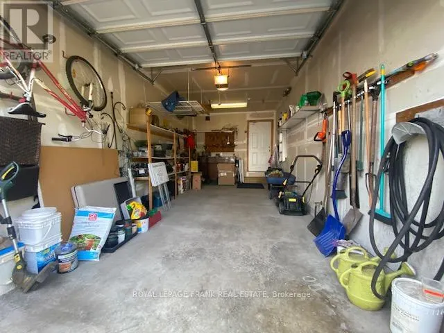 15A GROSS STREET