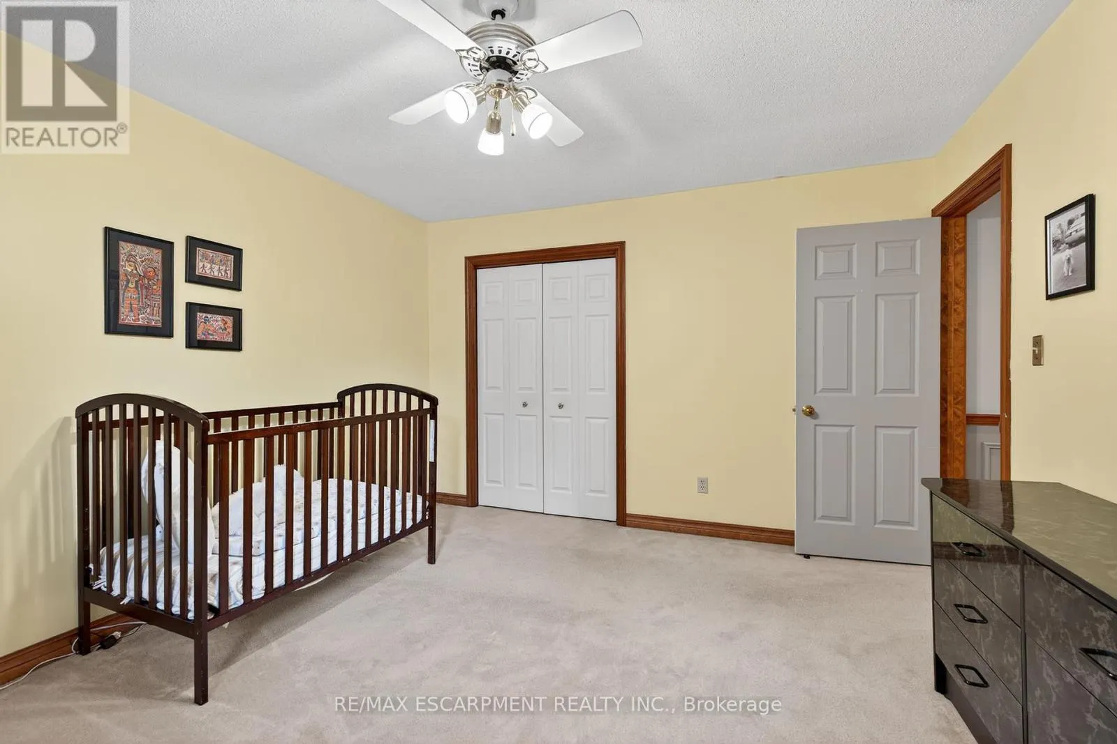 64 SUMMERDALE PLACE