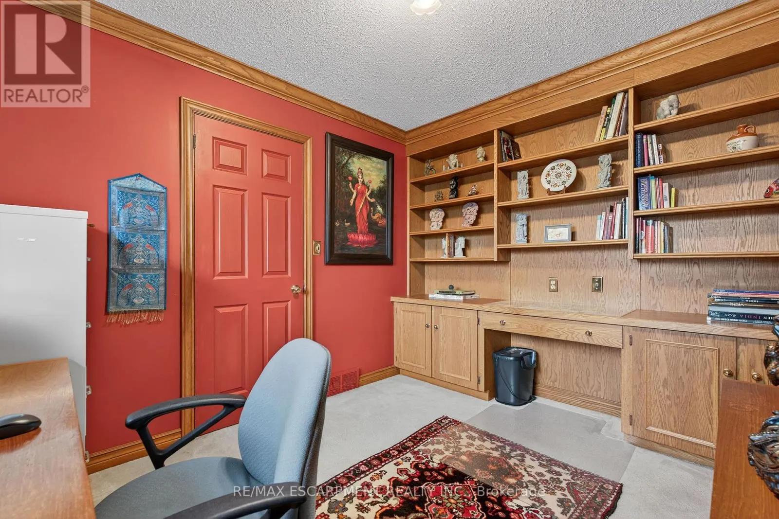 64 SUMMERDALE PLACE