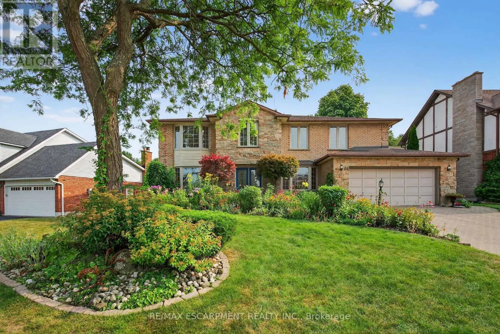 64 SUMMERDALE PLACE