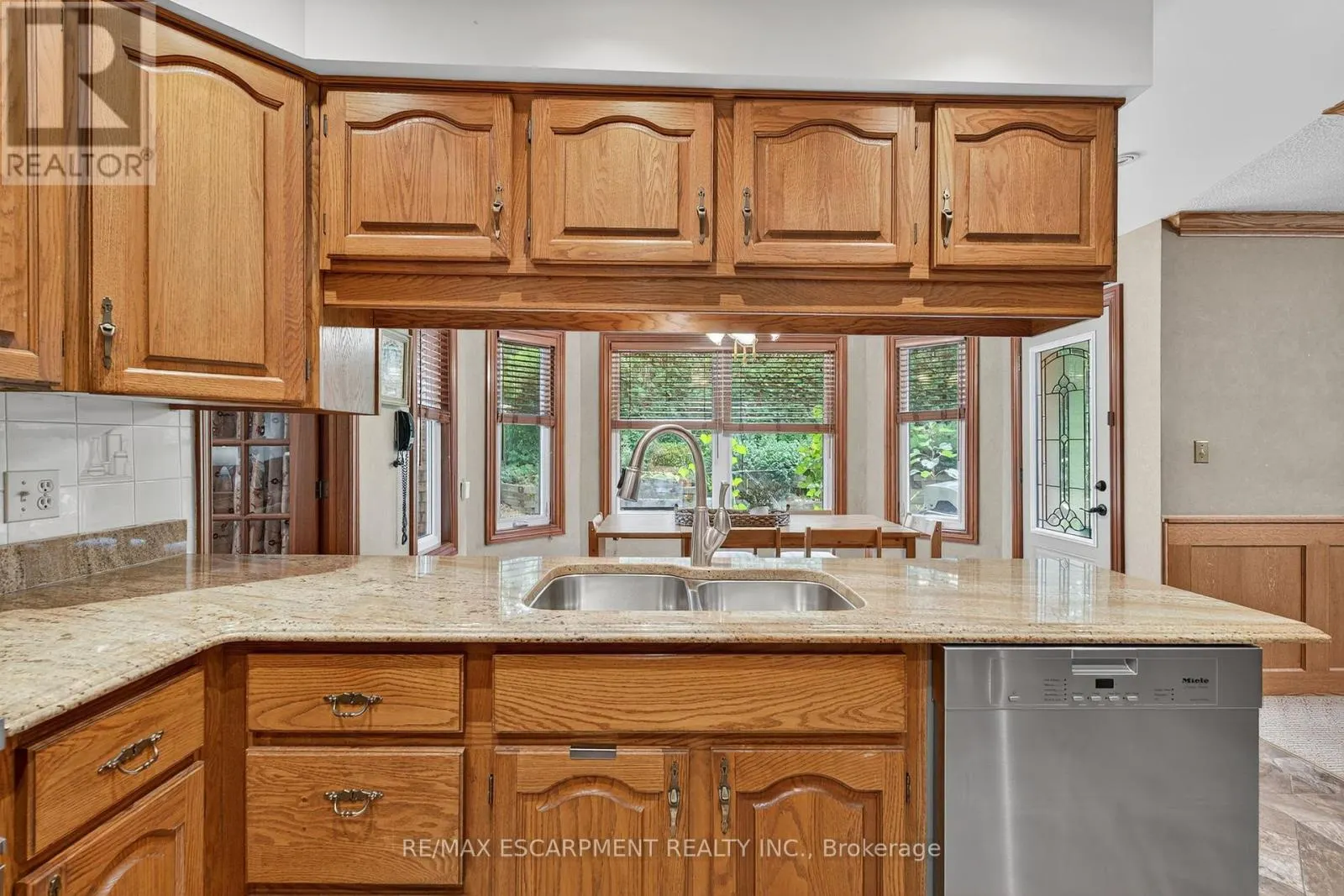 64 SUMMERDALE PLACE