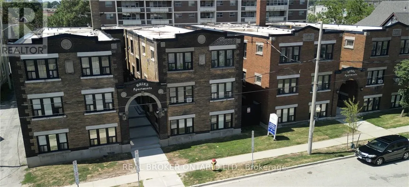 46 COLLEGE STREET