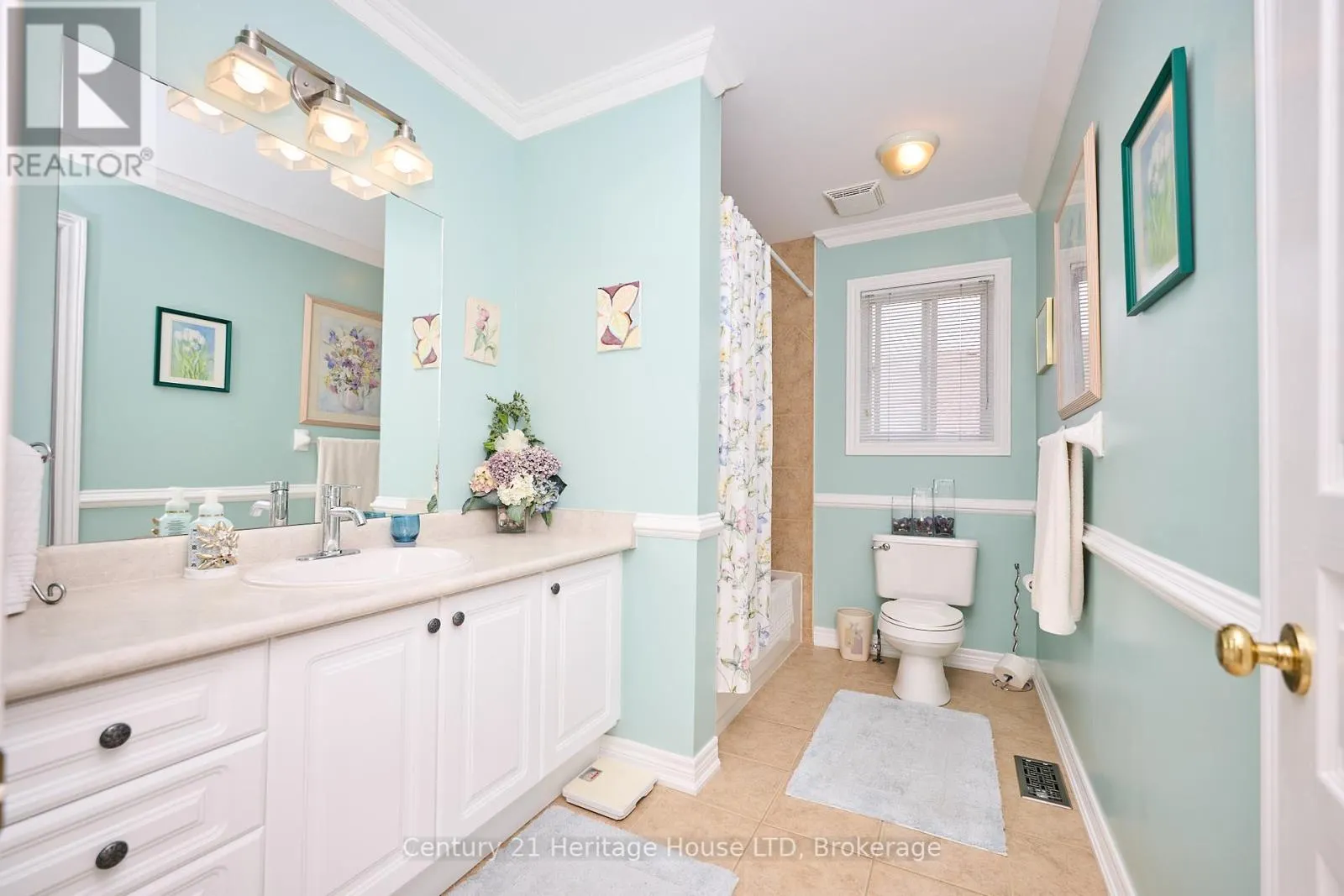222 DORCHESTER DRIVE