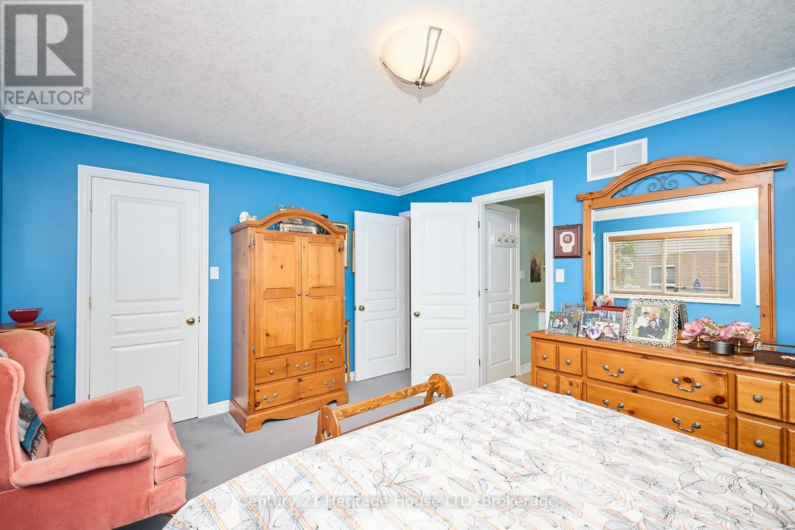 222 DORCHESTER DRIVE