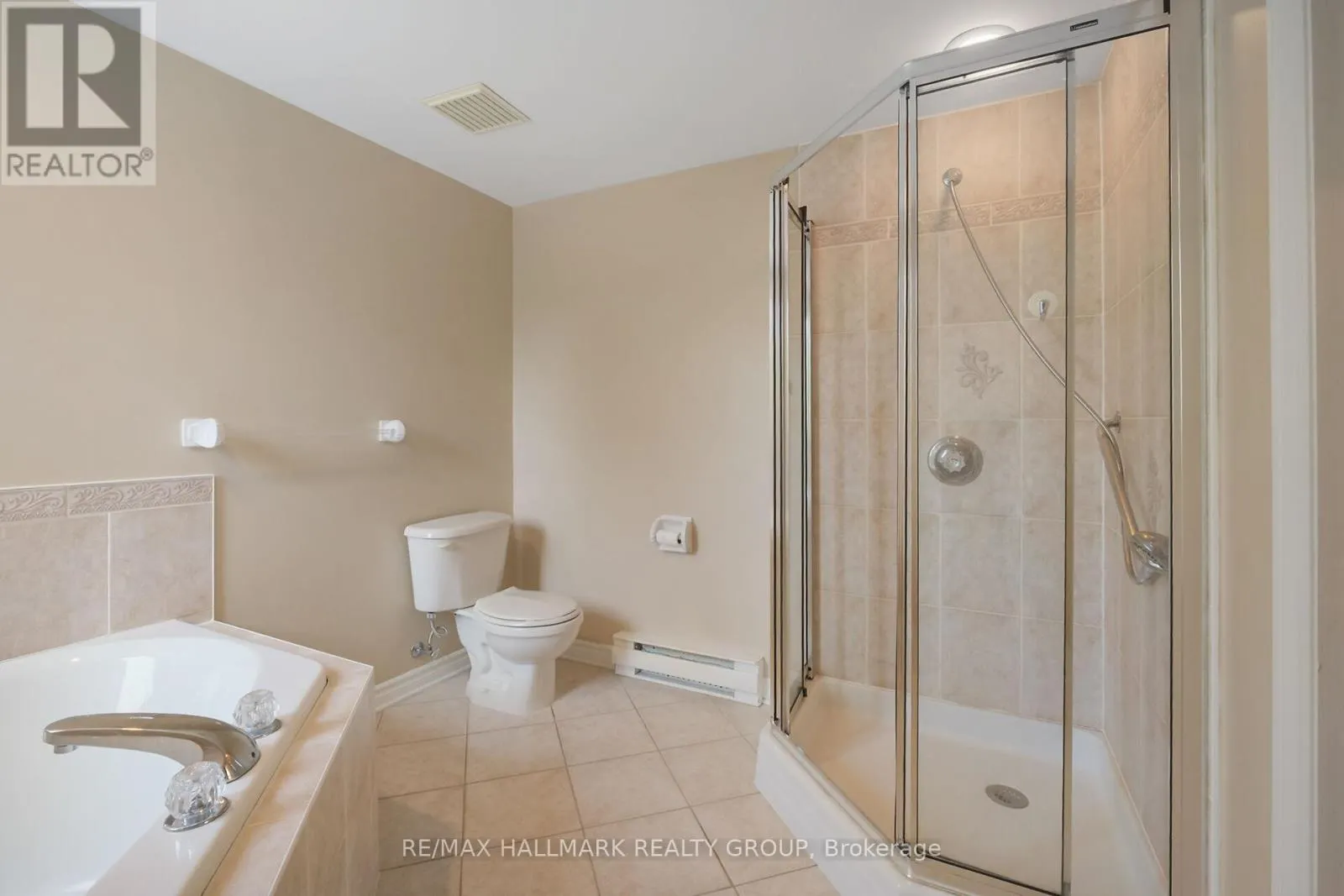 1A - 131 ROBSON COURT