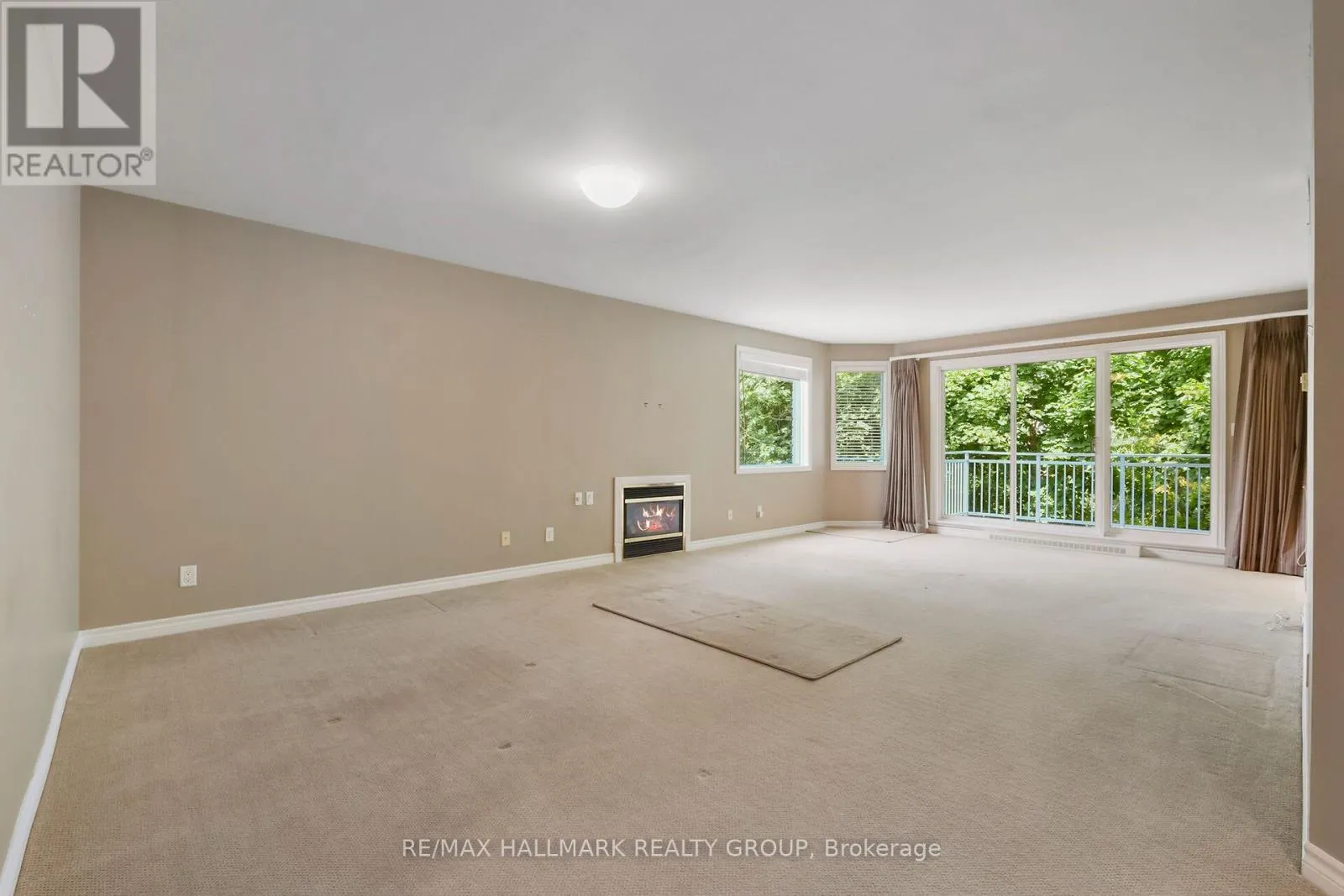 1A - 131 ROBSON COURT