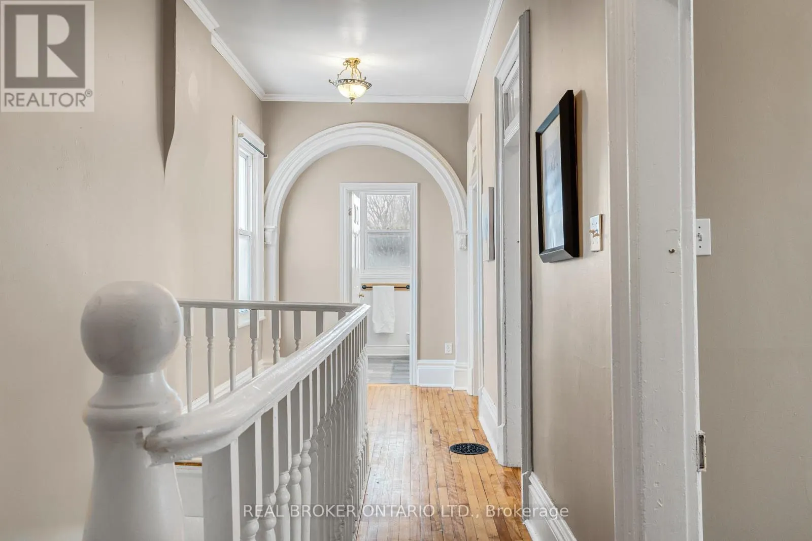 42 DANIEL STREET N