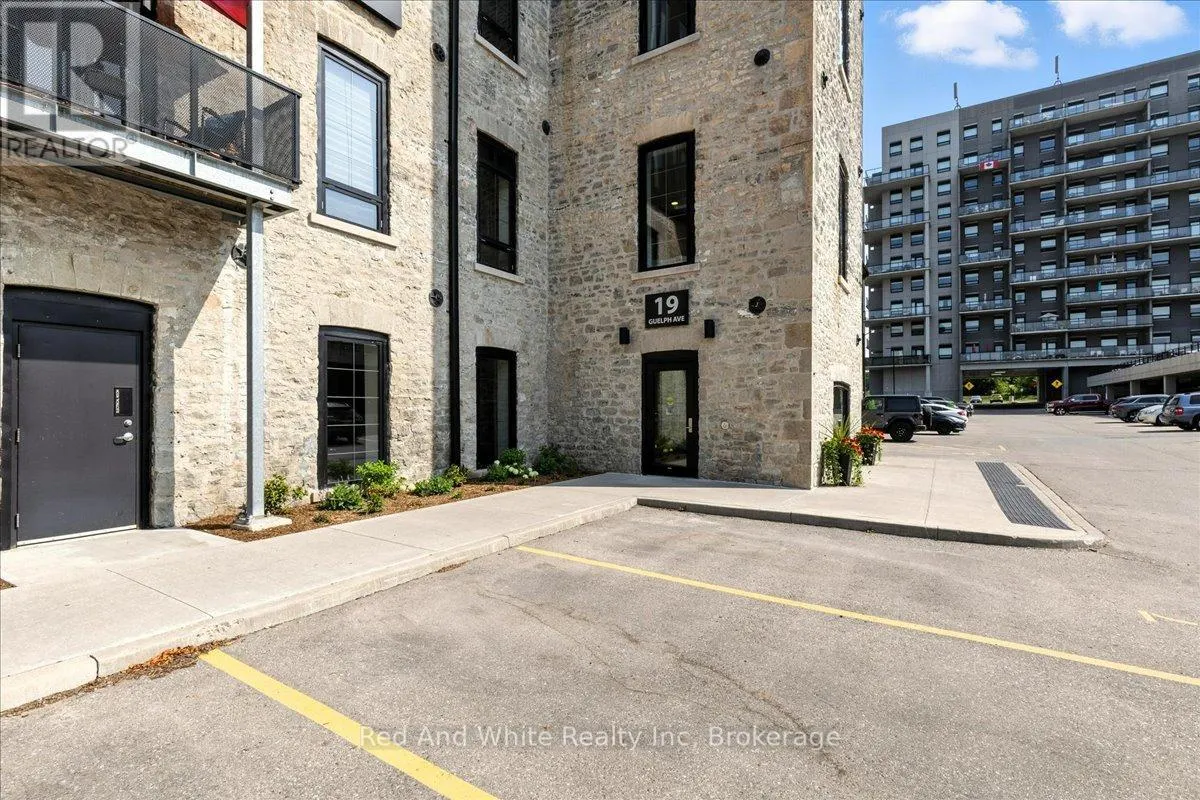408 - 19 GUELPH AVENUE, #408