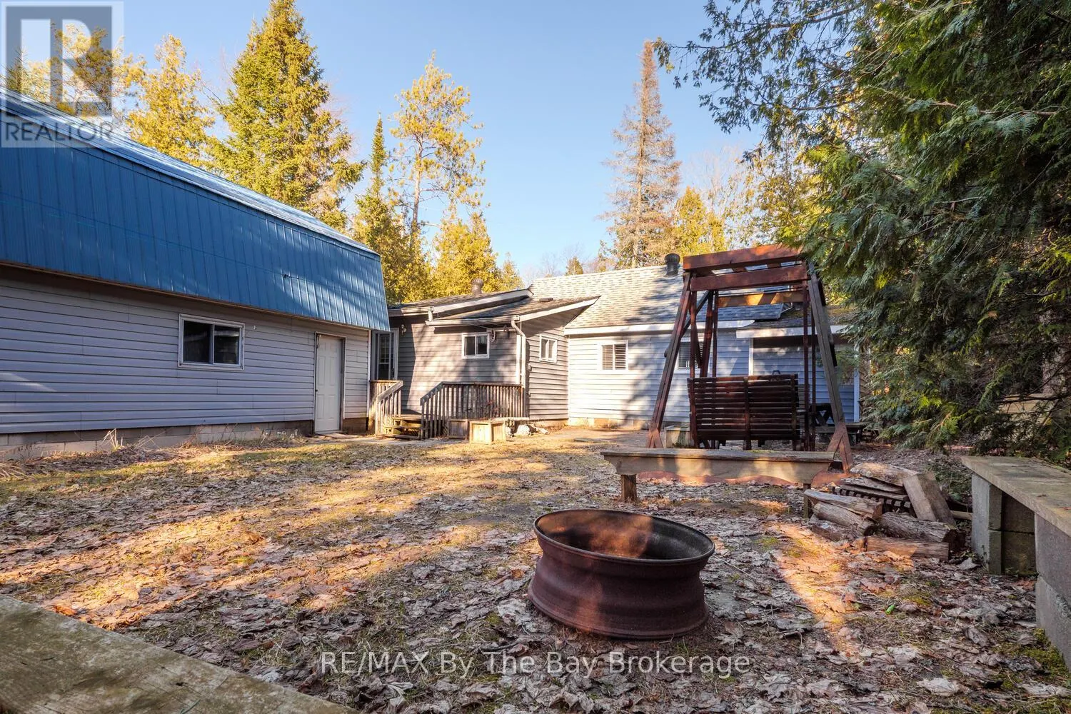 1120 KING EDWARD AVENUE