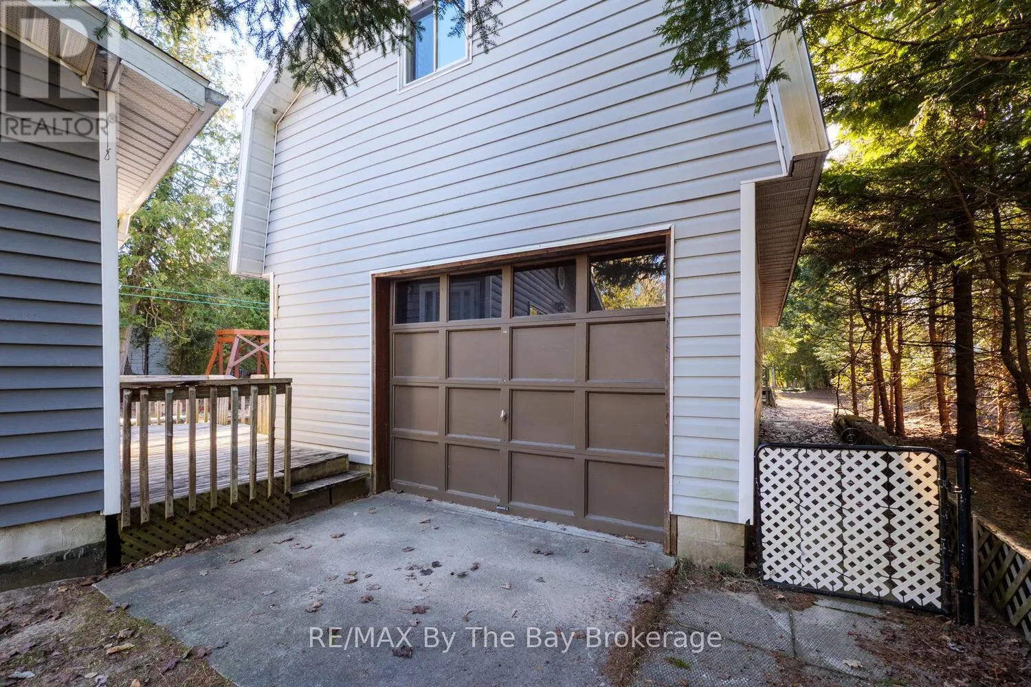 1120 KING EDWARD AVENUE