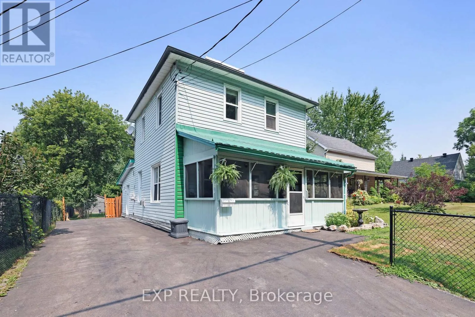 55 DIVISION STREET N