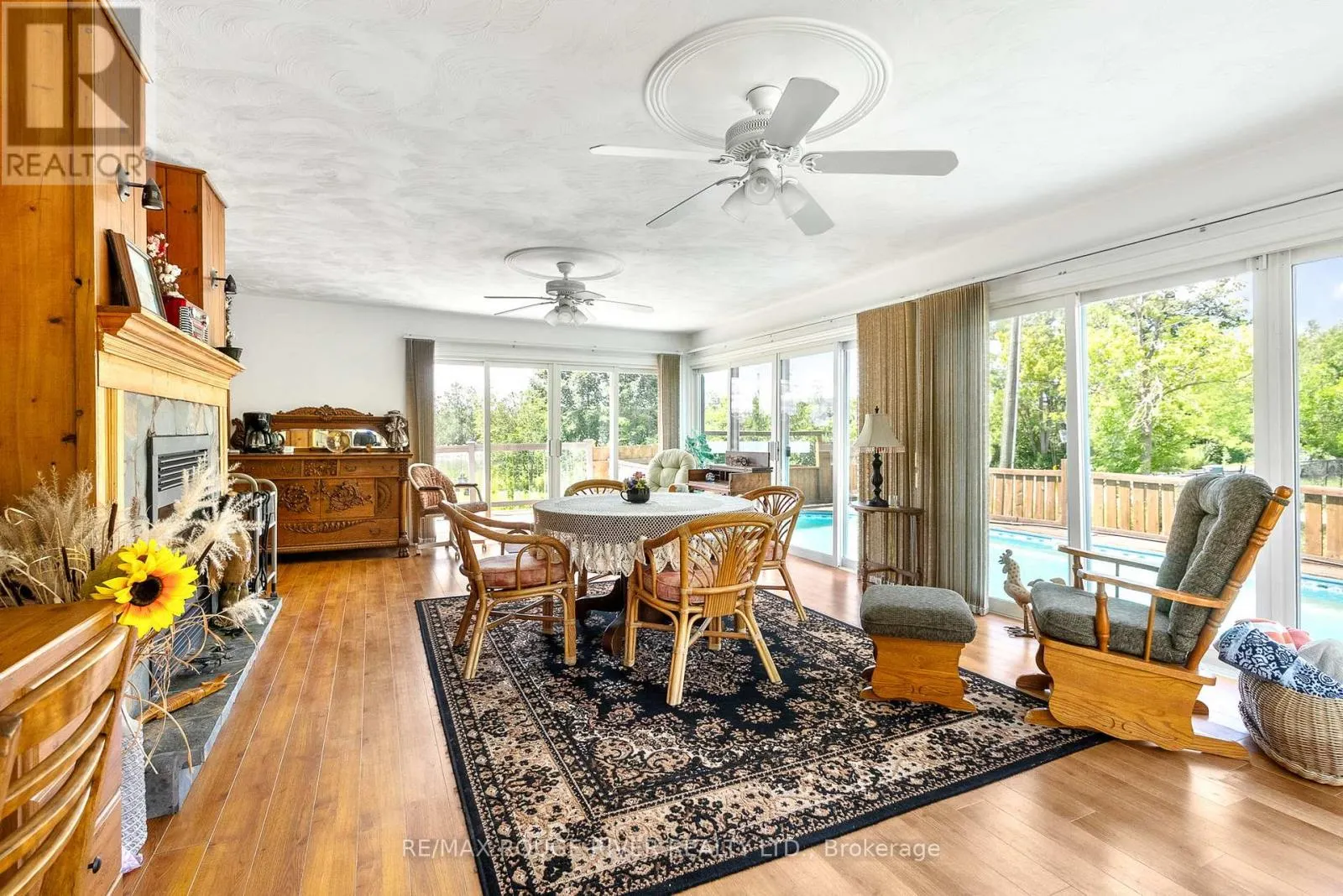810 CANAL ROAD